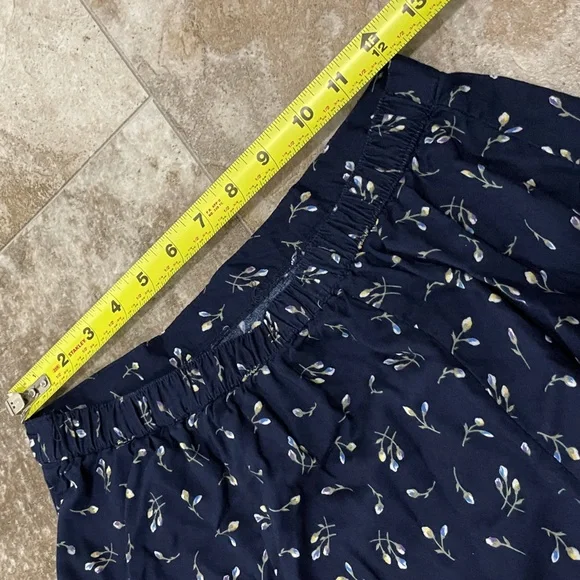 TR Bentley Navy Blue Delicate Vintage Floral A-line Skirt - Picture 5 of 5